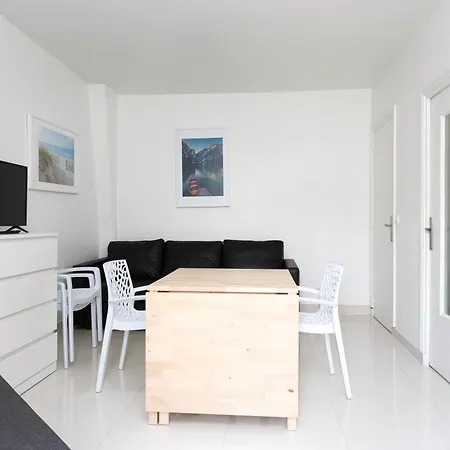 Rer F2 2eme Gauche Apartment *